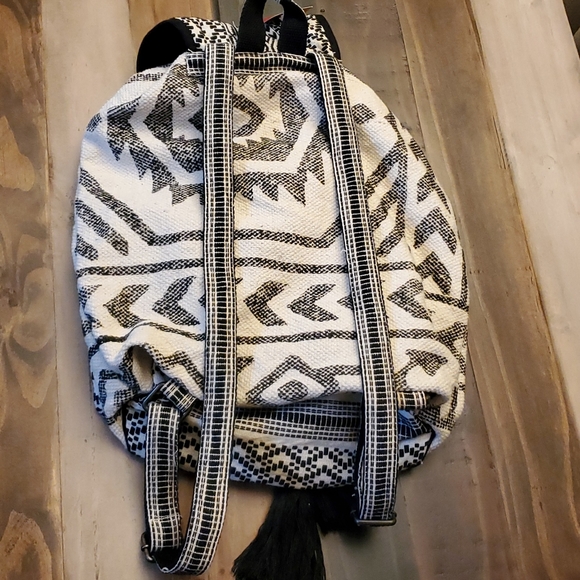 Back Pack - Picture 2 of 3